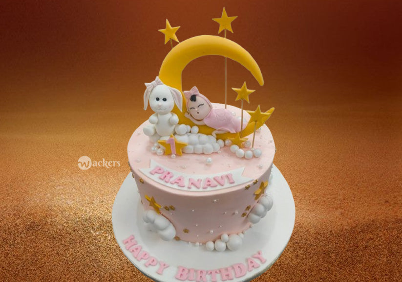 Baby on Moon Design Cake