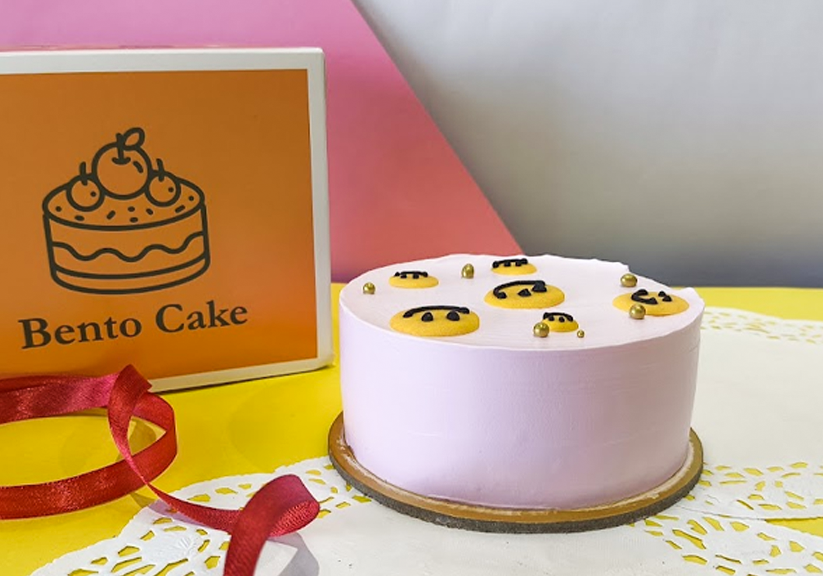 Smile Bento Cake