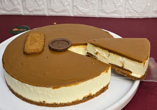Lotus Biscoff Cheesecake
