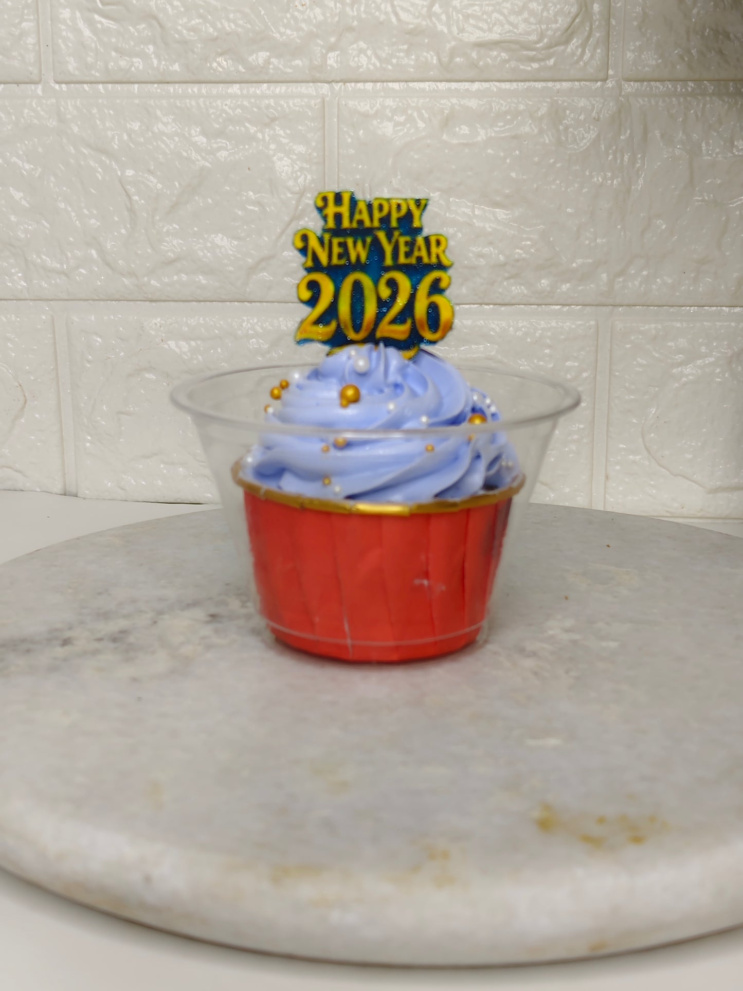 New year cup cake 2026
