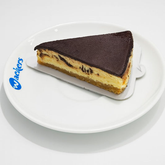 Nuttela cheese cake slice