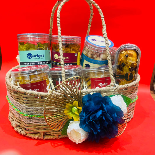 The Sapphire Deluxe Gift Basket