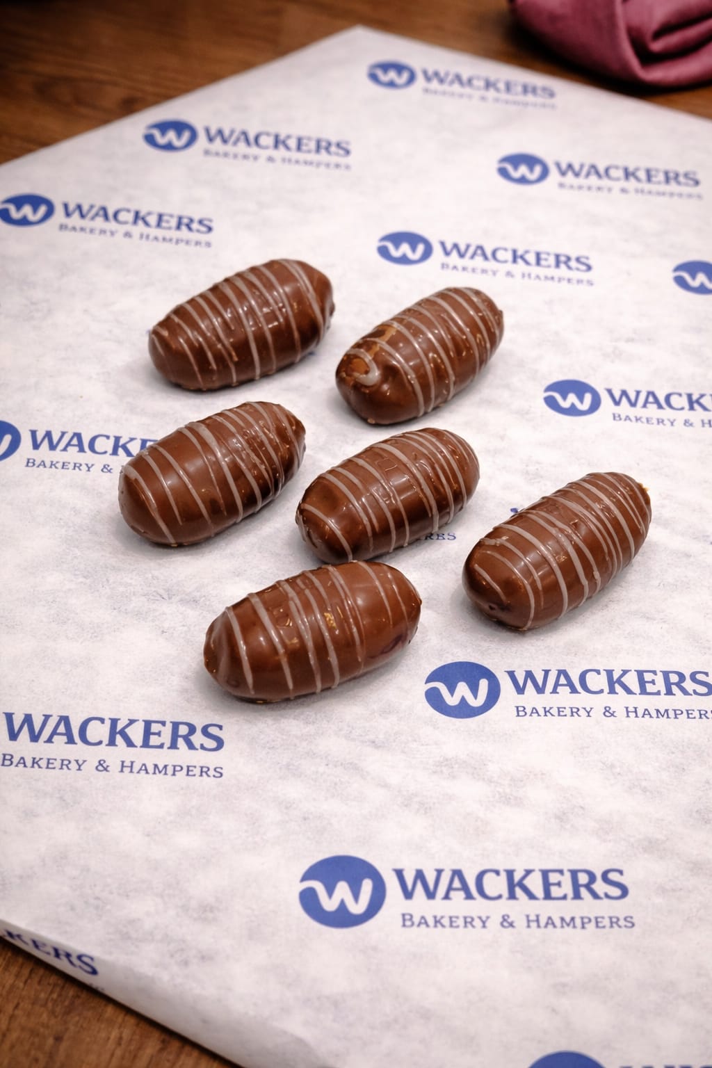 Hazelnut chocolate date – Wackers